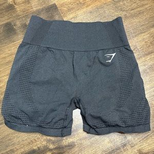 Women’s GymShark Vital Seamless 2.0 Shorts. Black. Size Medium